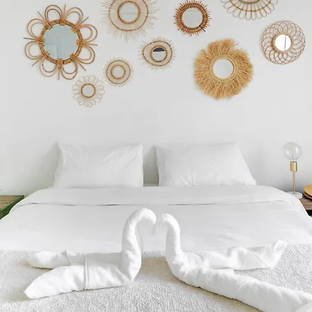 Lumineux Place Du Commerce * Parigi